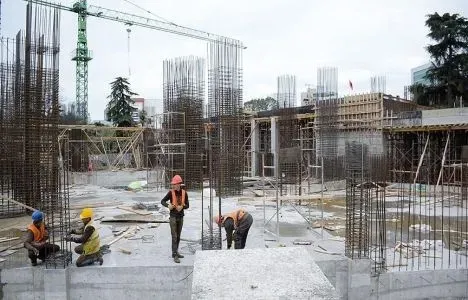 Arnavutluk İnşaat Sektörü: 2024’te Ekonomik Başarı